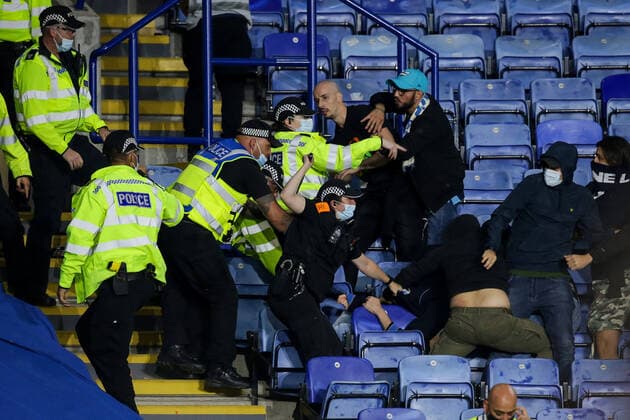 Mandatory Credit: Photo by Robbie Stephenson JMP Shutterstock (12447737bi) Crowd trouble between the Leicester City and Napoli fans at the end of their UEFA Europa League group stage fixture Leicester City v Napoli, UK - 16 Sep 2021 Editorial use only Leicester City v Napoli, UK - 16 Sep 2021 Editorial use only  Copyright: xRobbiexStephenson JMP Shutterstockx 12447737bi