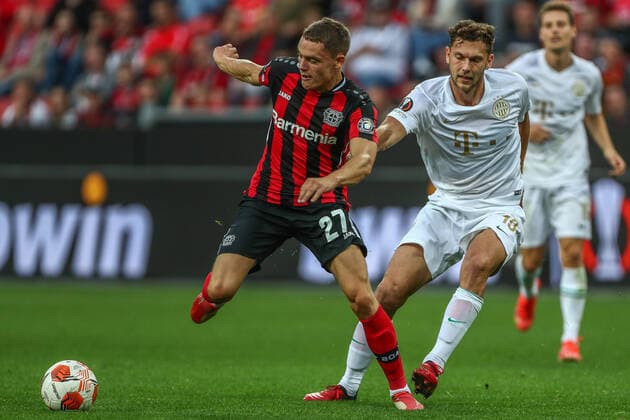Florian Richard Wirtz Bayer 04 Leverkusen, 27 on the ball, in action, GER, Bayer 04 Leverkusen vs Ferencvaros Budapest Ferencvarosi Torna Club, UEFA Europa League Group G, Group Stage, Season 2021 2022, 16 09 2021, , DFB DFL regulations prohibit any use of photographs as image sequences and or quasi video , GER, Bayer 04 Leverkusen vs Ferencvaros Budapest Ferencvarosi Torna Club, UEFA Europa League Group G, Group Stage, Season 2021 2022, 16 09 2021 Leverkusen Copyright: xEibner-Pressefoto GabrielxBoiax EP_GBA