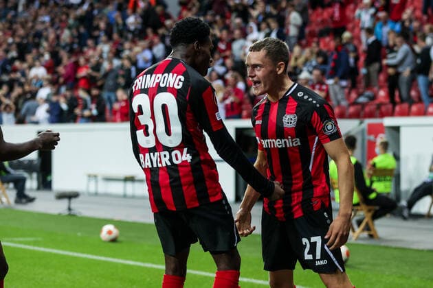 16 09 2021, Football, 2021 2022 season, UEFA Europa League, Group stage, Matchday 1, Bayer 04 Leverkusen Ferencvaros Budapest v l Jeremie Frimpong Bayer 04 Leverkusen , Florian Wirtz Bayer 04 Leverkusen celebrate scoring 2 1 Photo RHR Foto Dennis Ewert Leverkusen BayArena NRW Germany xRHR FOTO DEx