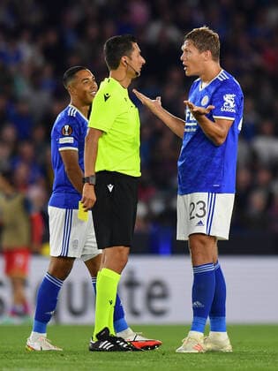 Football - 2021 2022 UEFA Europa League - Group C, Round One - Leicester City vs Napoli - King Power Stadium - Thursday 16th September 2021 Leicester City s Jannik Vestergaard remonstrates with Referee Tiago Martins (POR). COLORSPORT Ashley Western 