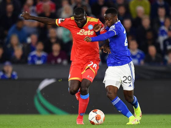 Football - 2021 2022 UEFA Europa League - Group C, Round One - Leicester City vs Napoli - King Power Stadium - Thursday 16th September 2021 Leicester City s Patson Daka battles for possession with Napoli s Kalidou Koulibaly. COLORSPORT Ashley Western 