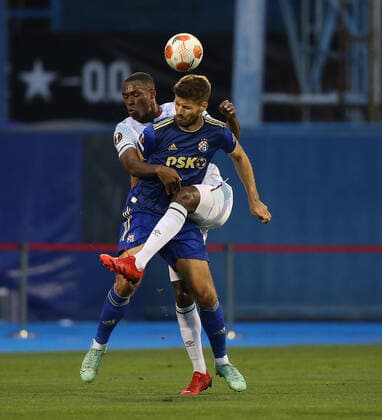 Dinamo Zagreb v West Ham United UEFA Europa League Kurt Zouma of West Ham United and Bruno Petkovic of Dinamo Zagreb in action during the UEFA Europa League Group H match at Stadion Maksimir, Zagreb Content Not Available For UK Newspapers Copyright: xPaulxChestertonx FIL-15878-0237