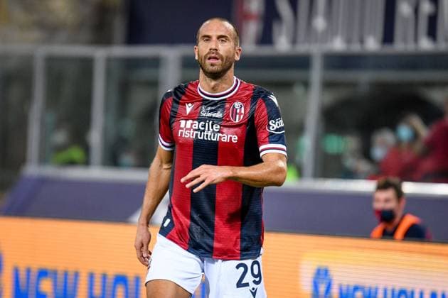 Mandatory Credit: Photo by Ettore Griffoni LiveMedia Shutterstock (12443057cn) Lorenzo De Silvestri (Bologna) portrait Italian football Serie A match Bologna FC vs Hellas Verona FC, Bologna, Italy - 13 Sep 2021 Italian football Serie A match Bologna FC vs Hellas Verona FC, Bologna, Italy - 13 Sep 2021  Copyright: xEttorexGriffoni LiveMedia Shutterstockx 12443057cn