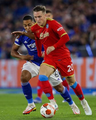 Mandatory Credit: Photo by Robbie Stephenson JMP Shutterstock (12447737el) Piotr Zielinski of Napoli Leicester City v Napoli, UK - 16 Sep 2021 Editorial use only Leicester City v Napoli, UK - 16 Sep 2021 Editorial use only  Copyright: xRobbiexStephenson JMP Shutterstockx 12447737el