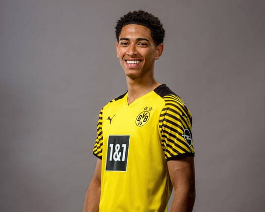 Jude Bellingham; Borussia Dortmund; 1.BL, Porträttermin 2021 2022 Foto: BVB A.Simoes via TEAM2sportphoto Borussia Dortmund Porträt 2021 2022 Team2