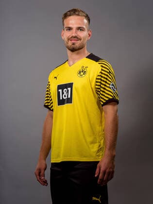 Marin Pongracic; Borussia Dortmund; 1.BL, Porträttermin 2021 2022 Foto: BVB A.Simoes via TEAM2sportphoto Borussia Dortmund Porträt 2021 2022 Team2