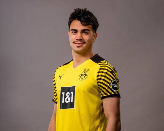 Jesus Reinier; Borussia Dortmund; 1.BL, Porträttermin 2021 2022 Foto: BVB A.Simoes via TEAM2sportphoto Borussia Dortmund Porträt 2021 2022 Team2