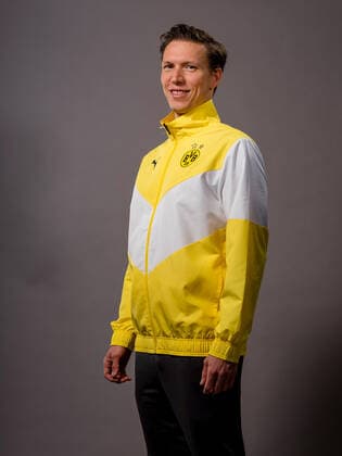 Florian Wangler; Borussia Dortmund; 1.BL, Porträttermin 2021 2022 Foto: BVB A.Simoes via TEAM2sportphoto Borussia Dortmund Porträt 2021 2022 Team2