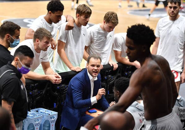 18 09 2021 Basketball Season 2021 2022 2 Bundesliga Pro A 01 Matchday Nürnberg Falcons Basketball Club NBC Artland Dragonss OGo Vytautas Buzas Coach Headcoach Nürnberg Falcons BC NBC before the start of the game