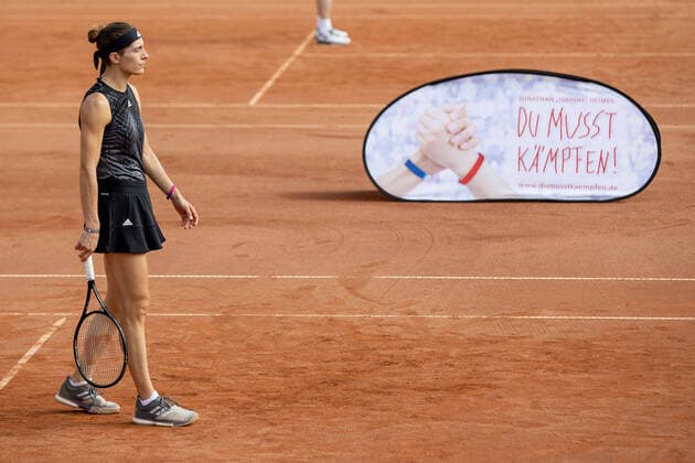 Darmstadt, 18 September 2021Tennis Charity Tournament, 7 DU MUSST KAEMPFEN Tennis Trophy at TEC Darmstadt despor, deloka, emonline, emspor, v l , Andrea Petkovic in Action Copyright: JoaquimxFerreira