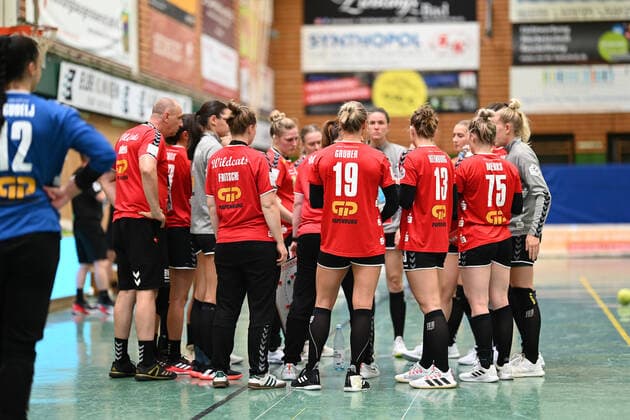 Handball I Women I Season 2021 2022 I 1 HBF I 3 Matchday I Buxtehuder SV SV Union Halle Neustadt I 19 09 2021 SV Union Halle Neustadt Wildcats Copyright: xBEAUTIFULxSPORTS Schlikisx