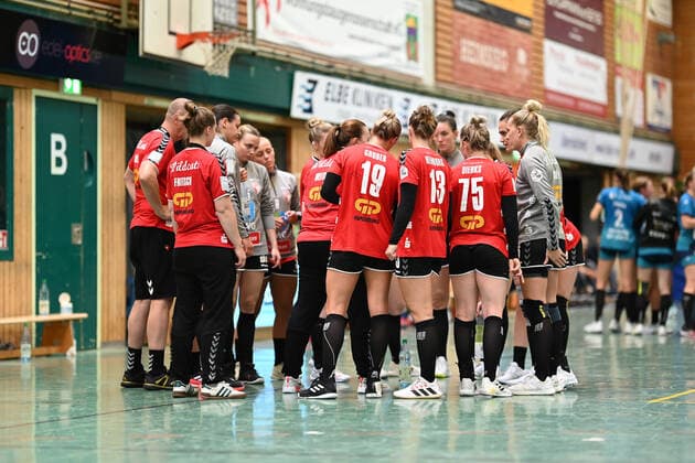 Handball I Women I Season 2021 2022 I 1 HBF I 3 Matchday I Buxtehuder SV SV Union Halle Neustadt I 19 09 2021 SV Union Halle Neustadt Wildcats Copyright: xBEAUTIFULxSPORTS Schlikisx