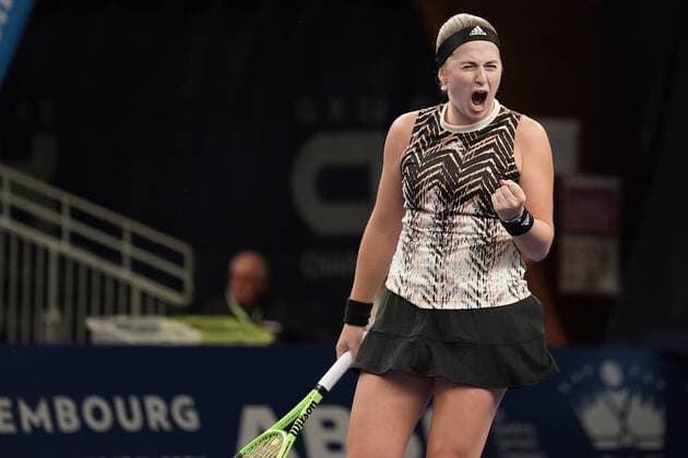 Tennis WTA Tournament Luxembourg BGLBNPParibas Open 2021, 19 09 2021, Tennis WTA Tournament Luxembourg, BGLBNPParibas Open 2021, BGL BNP Paribas Open, 2021, Luxembourg, Kockelscheuer, CK Sportcenter, final, singles, final womens singles vl Jelena Ostapenko Latvia, LAT shows emotions, jubilation, cheers, rejoices