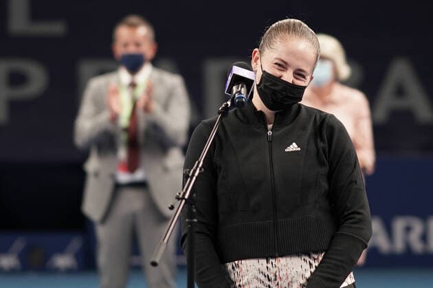 Tennis WTA Tournament Luxembourg BGLBNPParibas Open 2021, 19 09 2021, Tennis WTA Tournament Luxembourg, BGLBNPParibas Open 2021, BGL BNP Paribas Open, 2021, Luxembourg, Kockelscheuer, CK Sportcenter, finals, singles, finals womens singles vl Jelena Ostapenko Latvia, Latvia, LAT second place, laughs anyway
