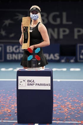 Tennis WTA Tournament Luxembourg BGLBNPParibas Open 2021, 19 09 2021, Tennis WTA Tournament Luxembourg, BGLBNPParibas Open 2021, BGL BNP Paribas Open, 2021, Luxembourg, Kockelscheuer, CK Sportcenter, final, singles, final womens singles vl Clara Tauson Daenemark, Denmark, DEN winner, winner of the tournament 2021 with trophaee