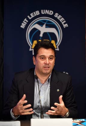 Basketball, men, 2021 2022 season, Alba Berlin, season opening press conference, coach Israel Gonzalez Alba Berlin , 21 09 2021, Copyright: xSebastianxRäppold MatthiasxKochx