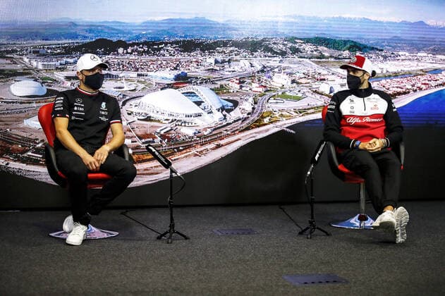 F1 Grand Prix of Russia 77 Valtteri Bottas (FIN, Mercedes-AMG Petronas F1 Team), 99 Antonio Giovinazzi (ITA, Alfa Romeo Racing ORLEN), F1 Grand Prix of Russia at Sochi Autodrom on September 23, 2021 in Sochi, Russia. (Photo by Xavi Bonilla DPPI FIA Pool via HOCH ZWEI) Sochi Friuli - Dacia Arena stadium Russia Poolfoto HOCH ZWEI Pool Xavi Bonilla DP ,EDITORIAL USE ONLY