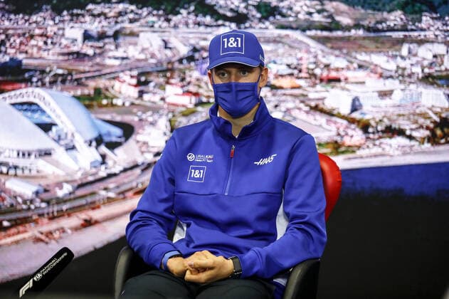 F1 Grand Prix of Russia 47 Mick Schumacher (GER, Haas F1 Team), F1 Grand Prix of Russia at Sochi Autodrom on September 23, 2021 in Sochi, Russia. (Photo by Xavi Bonilla DPPI FIA Pool via HOCH ZWEI) Sochi Friuli - Dacia Arena stadium Russia Poolfoto HOCH ZWEI Pool Xavi Bonilla DP ,EDITORIAL USE ONLY