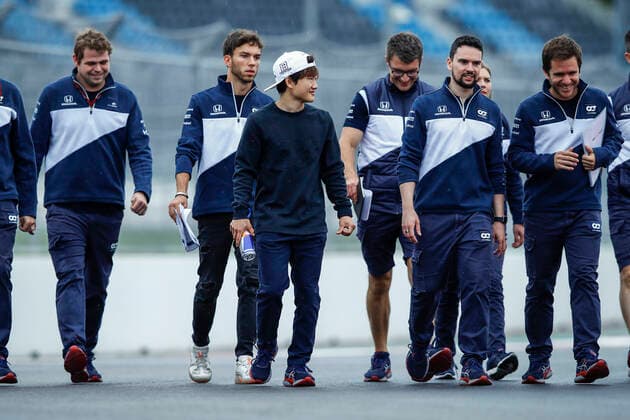 TSUNODA Yuki (jap), Scuderia AlphaTauri Honda AT02, portrait GASLY Pierre (fra), Scuderia AlphaTauri Honda AT02, portrait during the Formula 1 VTB Russian Grand Prix 2021, 15th round of the 2021 FIA Formula One World Championship, WM, Weltmeisterschaft from September 24 to 26, 2021 on the Sochi Autodrom, in Sochi, Russia FORMULE 1 : Grand prix de Russie - Sotchi - 23 09 2021 DPPI Panoramic 00121031__B2_2449