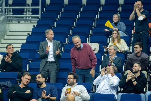 Basketball Berlin 23 09 2021 Season 2021 2022 1 Bundesliga easyCredit BBL Alba Berlin Telekom Baskets Bonn Dr Axel Schweitzer Portrait Portr°r°sident Alba li Aito Garcia Reneses former coach Alba