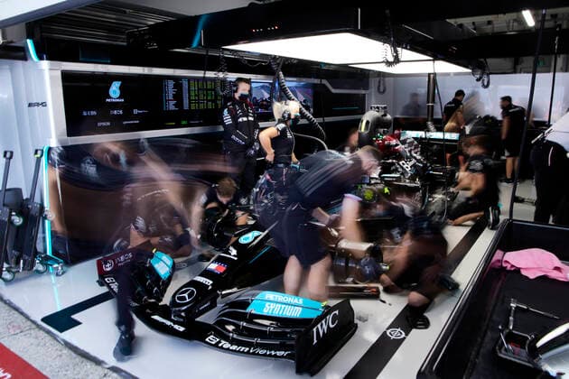 F1 Grand Prix of Russia 44 Lewis Hamilton (GBR, Mercedes-AMG Petronas F1 Team), F1 Grand Prix of Russia at Sochi Autodrom on September 24, 2021 in Sochi, Russia. (Photo by Steve Etherington for Mercedes-Benz Grand Prix Ltd. Daimler AG FIA Pool via HOCH ZWEI) Sochi Russia Poolfoto HOCH ZWEI Pool Daimler AG ,EDITORIAL USE ONLY