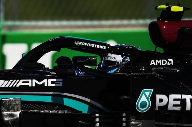 6658055 24.09.2021 Mercedes Valtteri Bottas steers his car during a practice session of the 2021 Formula One Russian Grand Prix at the Sochi Autodrom in Sochi, Russia. Formula One Russian Grand Prix will be held in Sochi from 24 to 26 September. Vladimir Astapkovich Sputnik Russia Motor Formula 1 First Free Practice  d96a8b9dc047bba9