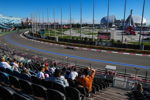 6658341 24.09.2021 Haas Nikita Mazepin steers his car during a practice session of the 2021 Formula One Russian Grand Prix at the Sochi Autodrom in Sochi, Russia. Formula One Russian Grand Prix will be held in Sochi from 24 to 26 September. Vladimir Astapkovich Sputnik Russia Motor Formula 1 Second Free Practice  5e4c202bfdf6a0c3