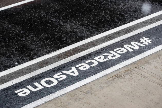 Rain ambiance during the Formula 1 VTB Russian Grand Prix 2021, 15th round of the 2021 FIA Formula One World Championship, WM, Weltmeisterschaft from September 24 to 26, 2021 on the Sochi Autodrom, in Sochi, Russia - Photo Xavi Bonilla DPPI FORMULE 1 : Grand prix de Russie - Sotchi - 25 09 2021 DPPI PANORAMIC  00121031__B3_3335