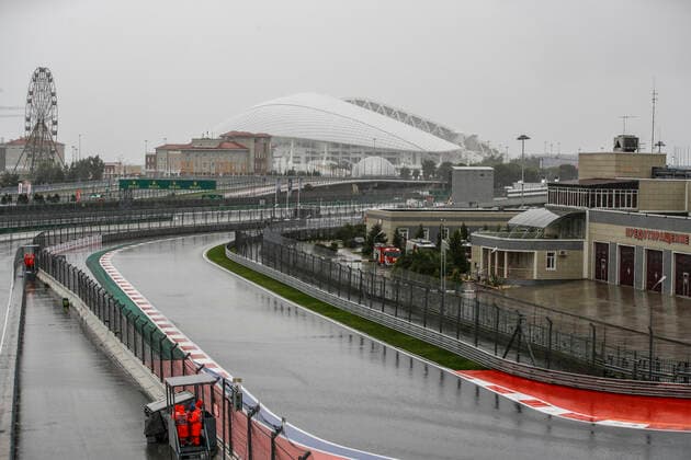 Rain ambiance during the Formula 1 VTB Russian Grand Prix 2021, 15th round of the 2021 FIA Formula One World Championship, WM, Weltmeisterschaft from September 24 to 26, 2021 on the Sochi Autodrom, in Sochi, Russia - Photo Xavi Bonilla DPPI FORMULE 1 : Grand prix de Russie - Sotchi - 25 09 2021 DPPI PANORAMIC  00121031__B3_3376