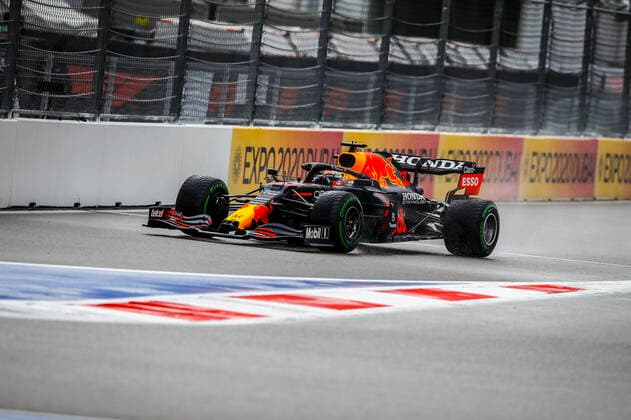 VERSTAPPEN Max (ned), Red Bull Racing Honda RB16B, action during the Formula 1 VTB Russian Grand Prix 2021, 15th round of the 2021 FIA Formula One World Championship, WM, Weltmeisterschaft from September 24 to 26, 2021 on the Sochi Autodrom, in Sochi, Russia - Photo Xavi Bonilla DPPI FORMULE 1 : Grand prix de Russie - Sotchi - 25 09 2021 DPPI PANORAMIC  _B2_4484