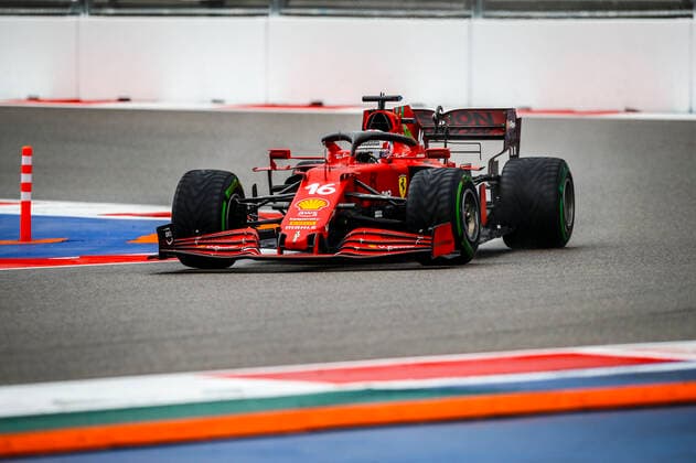 16 LECLERC Charles (mco), Scuderia Ferrari SF21, action during the Formula 1 VTB Russian Grand Prix 2021, 15th round of the 2021 FIA Formula One World Championship, WM, Weltmeisterschaft from September 24 to 26, 2021 on the Sochi Autodrom, in Sochi, Russia - Photo Xavi Bonilla DPPI FORMULE 1 : Grand prix de Russie - Sotchi - 25 09 2021 DPPI PANORAMIC  _B2_4514