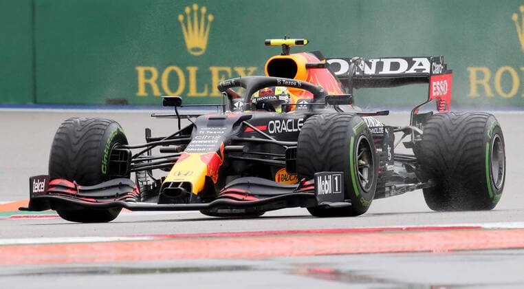 SOCHI, RUSSIA â€“ SEPTEMBER 25, 2021: Red Bull Racing F1 Team driver Sergio Perez of Mexico competes in a qualifying session for the 2021 Formula One Russian Grand Prix, at the Sochi Autodrom racing circuit. Sergei Fadeichev TASS  TS111EB9