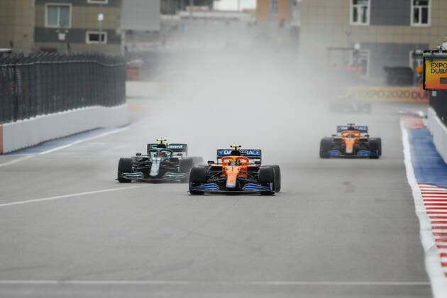 4 Lando Norris GBR, McLaren F1 Team , 5 Sebastian Vettel GER, Aston Martin Cognizant F1 Team , F1 Grand Prix of Russia at Sochi Autodrom on September 25, 2021 in Sochi, Russia Photo by HOCH ZWEI Sochi Russia