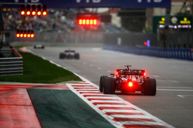44 Lewis Hamilton GBR, Mercedes AMG Petronas F1 Team , F1 Grand Prix of Russia at Sochi Autodrom on September 25, 2021 in Sochi, Russia Photo by HOCH ZWEI Sochi Russia