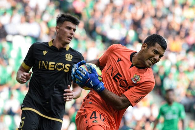 Walter BENITEZ ( 40 - Nice ) - FOOTBALL : Saint Etienne vs Nice - Ligue 1 - Saint Etienne - 25 09 2021 FedericoPestellini Panoramic 