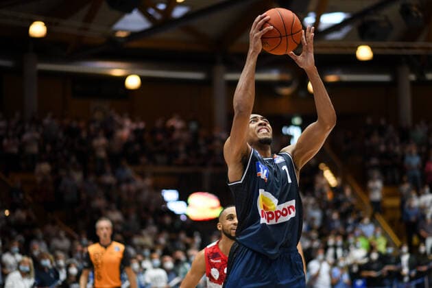 Jaren Lewis Merlins Crailsheim at the basket, GER, HAKRO Merlins Crailsheim vs s Oliver Wuerzburg, 25 09 2021, 1 matchday easycredit Basketball Bundesliga, season 2021 2022 GER, HAKRO Merlins Crailsheim vs s Oliver Wuerzburg, 25 09 2021, 1 matchday easycredit Basketball Bundesliga, season 2021 2022 Crailsheim Copyright: xEibner MichaelxMemmlerx EP_MMR