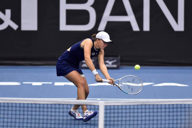 Iga Swiatek of Poland in action during the match against Maria Sakkari of Greece at the J&T Banka Ostrava Open 2021 women s WTA, Tennis Damen indoor tennis tournament in Ostrava, Czech Republic, September 25, 2021. (CTKxPhoto JaroslavxOzana) CTKPhotoP2021092503712  JAO 07