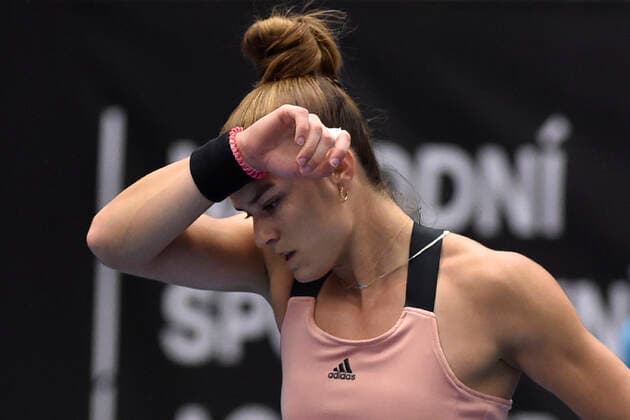 Maria Sakkari of Greece in action during the match against Iga Swiatek of Poland at the J&T Banka Ostrava Open 2021 women s WTA, Tennis Damen indoor tennis tournament in Ostrava, Czech Republic, September 25, 2021. (CTKxPhoto JaroslavxOzana) CTKPhotoP2021092503710  JAO 05