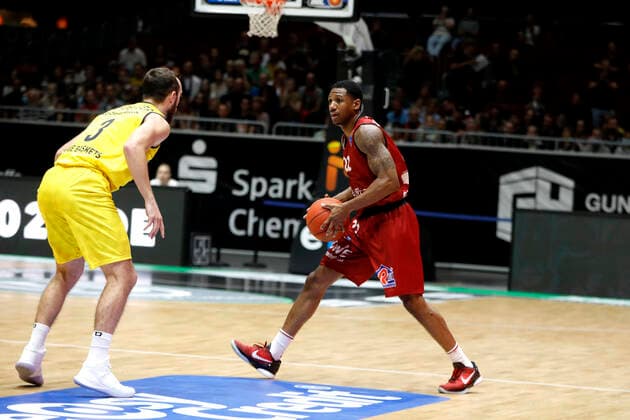 25 09 2021, easyCredit Basketball Bundesliga, BBL, 2021 2022 season, men, Chemnitz Niners EWE Baskets Oldenburg Gerald Robinson, Niners Chemnitz Chemnitz Fair Chemnitz Saxony Germany
