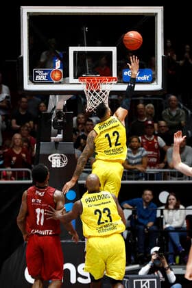 25 09 2021, easyCredit Basketball Bundesliga, BBL, 2021 2022 season, men, Chemnitz Niners EWE Baskets Oldenburg Martin Breunig, EWE Baskets Oldenburg Chemnitz Fair Chemnitz Saxony Germany