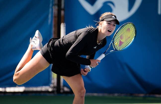 September 25, 2021, CHICAGO, UNITED STATES: Anna Kalinskaya of Russia in action during qualifications for the 2021 Chicago Fall Tennis Classic WTA, Tennis Damen 500 tennis tournament against Whitney Osuigwe of the United States CHICAGO UNITED STATES - ZUMAa181 20210925_zaa_a181_194 Copyright: xRobxPrangex