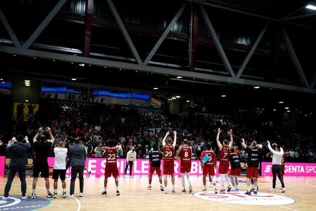 25 09 2021, easyCredit Basketball Bundesliga, BBL, 2021 2022 season, men, Chemnitz Niners EWE Baskets Oldenburg jubilation after victory Chemnitz Messe Chemnitz Sachsen Germany