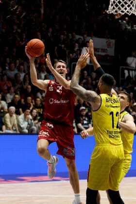 25 09 2021, easyCredit Basketball Bundesliga, BBL, 2021 2022 season, men, Chemnitz Niners EWE Baskets Oldenburg Mindaugas Susinskas, Niners Chemnitz Chemnitz Fair Chemnitz Saxony Germany