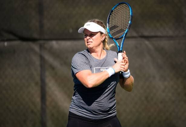 Mandatory Credit: Photo by Rob Prange Shutterstock (12465444bn) Kim Clijsters of Belgium during practice ahead of the 2021 Chicago Fall Tennis Classic WTA, Tennis Damen 500 tennis tournament Chicago Fall Tennis Classic 2021, Tennis, Chicago, USA - 25 Sep 2021 Chicago Fall Tennis Classic 2021, Tennis, Chicago, USA - 25 Sep 2021  Copyright: xRobxPrange Shutterstockx 12465444bn