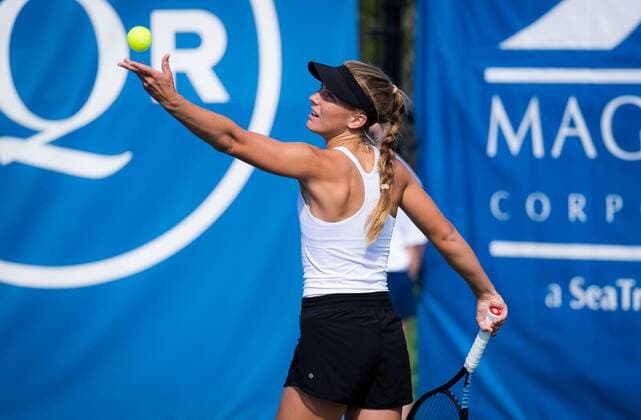 Mandatory Credit: Photo by Rob Prange Shutterstock (12465444db) Maddison Inglis of Australia in action during qualifications at the 2021 Chicago Fall Tennis Classic WTA, Tennis Damen 500 tennis tournament Chicago Fall Tennis Classic 2021, Tennis, Chicago, USA - 25 Sep 2021 Chicago Fall Tennis Classic 2021, Tennis, Chicago, USA - 25 Sep 2021  Copyright: xRobxPrange Shutterstockx 12465444db