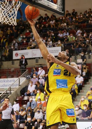Ludwigsburg , Basketball easycredit BBL Bundesliga MHP Riesen Ludwigsburg vs Hamburg Towers , Tremmell Darden Riesen