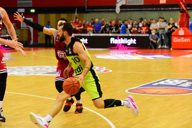 Bastian Doreth medi Bayreuth GER, Basketball BBL, Jobstairs Giessen 46ers vs medi Bayreuth 26 09 2021 Giessen Copyright: xEibnerxPressefotox xRalphxLehmbergx