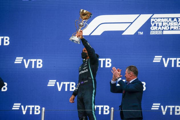 HAMILTON Lewis (gbr), Mercedes AMG F1 GP W12 E Performance, portrait, podium during the Formula 1 VTB Russian Grand Prix 2021, 15th round of the 2021 FIA Formula One World Championship, WM, Weltmeisterschaft from September 24 to 26, 2021 on the Sochi Autodrom, in Sochi, Russia - Photo Joao Filipe DPPI FORMULE 1 : Grand prix de Russie - Sotchi - 26 09 2021 DPPI PANORAMIC  JFBE0315
