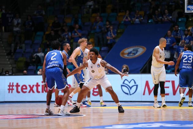 Donaldson Donovan , Fraport Skyliners, 2 ,Brown Tookie, Basketball Loewen Braunschweig, 0 , , GER,Basketball, BBL,Season 2021 22,1 matchday,26 09 2021, Frankfurt Copyright: xEibner-Pressefoto UlrichxScherbaumx EP_usm