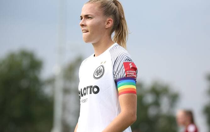 26 09 2021, xcex, GER, Nuernberg, Frauenfussball, 1 Bundesliga, DFB Pokal, Runde 2, Saison 2021 2022, 1 FC Nuernberg Eintracht Frankfurt Frauen SGE , Laura Freigang SGE DFL regulations prohibit any use of photographs as image sequences and or quasi video